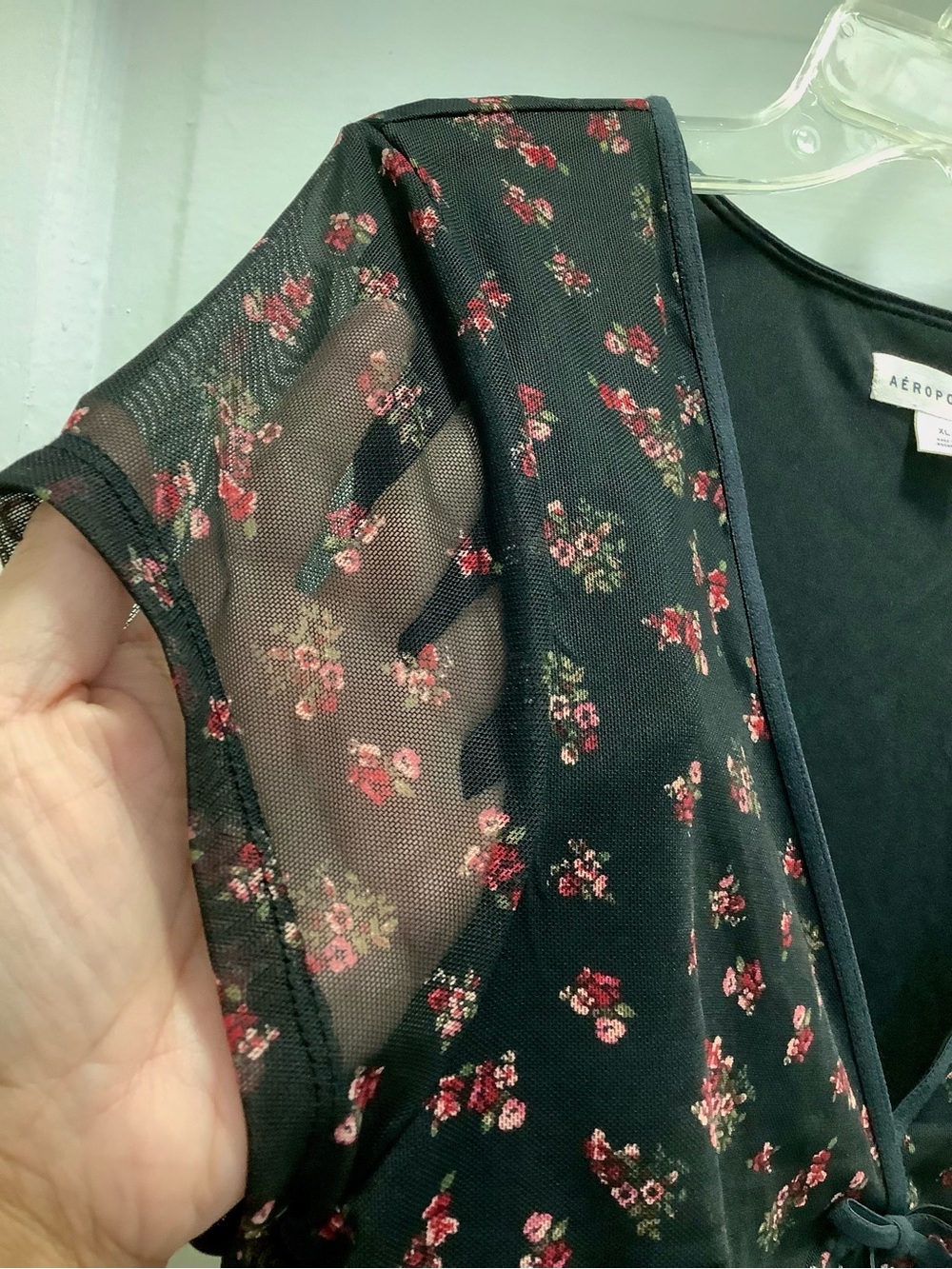 Aeropostale Black Floral Mesh Short Sleeve Tie-Front Top (Sz XL) NWOT - Picture 5 of 10